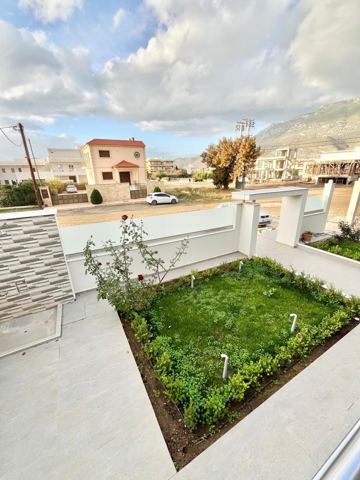 Blueline Apartment 3 Loutráki Dış mekan fotoğraf